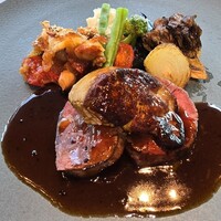 ポム・ダダン - 