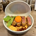 とんかつ四郎吉 - ビーフカツ丼＋赤卵on