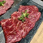場外焼肉 榮登庵 - 上ハラミ（タレ）