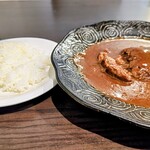 Revo 本店 - 黒バーグステーキ