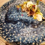 aoi restaurant - サバのマリネ・マッシュルーム ・カブ・食用花 ・ハーブのせの、レモン・生姜・洋梨のソース＆からすみがけ