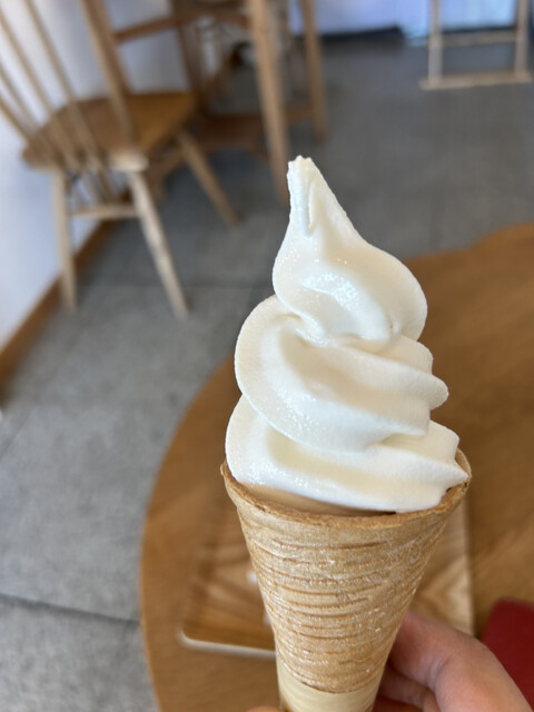 SOFTCREAM STAND toitoi （ソフトクリームスタンド トイトイ） - 桂川