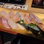 伊豆太郎 - 地魚握り　10貫