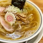 there is ramen - ラーメン  980円
