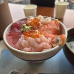 おさかな丼屋 とと丸食堂 - 