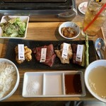 渋谷 和牛焼肉 USHIHACHI 極 - 