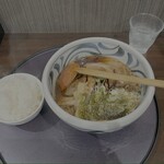 手打らーめん満月 - 