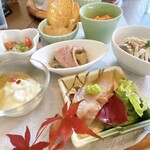 ビストロ オム - 