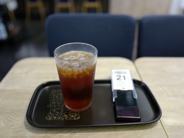 MOS BURGER Shinjuku Yonchome Ten