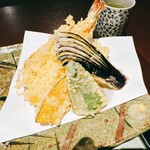 海鮮 雅 - “天ぷら”は薄衣で“花咲天ぷら”♪