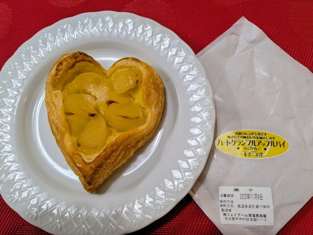 赤い林檎 本店 - 青森（ケーキ）の写真