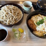 石臼粗挽き 手打そば 幻庵 - かつ丼、お蕎麦セット（お蕎麦大盛）
