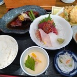 みなと亭 - 料理写真: