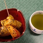 甘藷 一條商店 - 大学芋(300円分)と温かいお茶↑