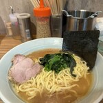 横浜ラーメン 渡来武 - 