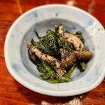 宗平 - お通し350円（春菊としめじの胡麻和え）