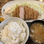 とんかつ 大倉 - 