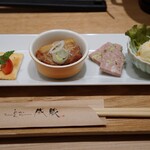 とんかつ成蔵 - 前菜、クラッカー、確認、パテドカンパーニュ、ポテサラ！