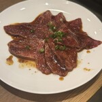 ホルモン焼肉 うまうま - 