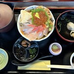 Toku Zou Maru Kinmedai no Eki Izu Kogen - 