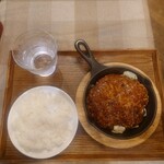 ハンバーグ つむぐ亭  - 