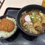 駒ヶ岳サービスエリア（上り） フードコート - 舞茸天そば