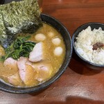 横浜家系らーめん 天王家 寒川総本店 - 