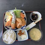 ドライブインとよふじ - 