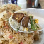 西華 - 具材もたっぷり入ってますよ！