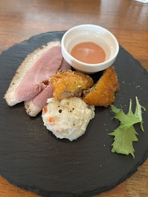 Cafe&amp;Pub house SUGAR photo 3