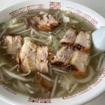 新幹線ラーメン - 料理写真:野菜チャーシュー麺