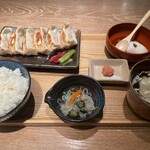 肉汁餃子のダンダダン - 