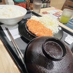 松屋 - 
