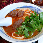 杜記 - 牛肉刀削麺