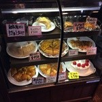 果琳珈琲店 - どれも結構大きいんです