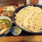 駕籠休み - 肉汁うどん特盛　ナイアガラ