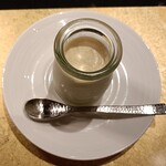 焼肉牛印 - 本日のデザート：コーヒープリン