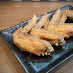 いっぽん道 - ■手羽先の唐揚げ（4本、タレ） ¥638