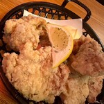 個室で味わう博多もつ鍋と手打ち焼き鳥 呑兵衛 - 