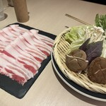 アグーしゃぶしゃぶ 神まえ - 