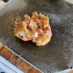 トラブミート - 溶岩プレートで好みの焼き加減に