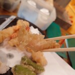中央酒場 - 小エビてんぷら600円
