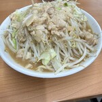 ラーメン二郎 - 小ラーメン、麺少なめ、やさい、あぶら