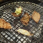 炭火焼肉 朱苑 - 