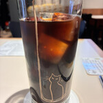 Art Gallery Cafe 茶々華 - 金継ぎわされたグラス、猫かわいい。