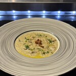 トシ・ヨロイヅカ 東京 - 