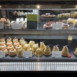 トシ・ヨロイヅカ 東京 - 