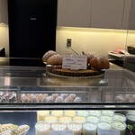 トシ・ヨロイヅカ 東京 - 