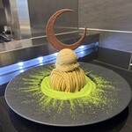 トシ・ヨロイヅカ 東京 - 