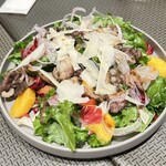 Mr.Porcino - 熱海の穴熊ロースの焼肉風インサラータ